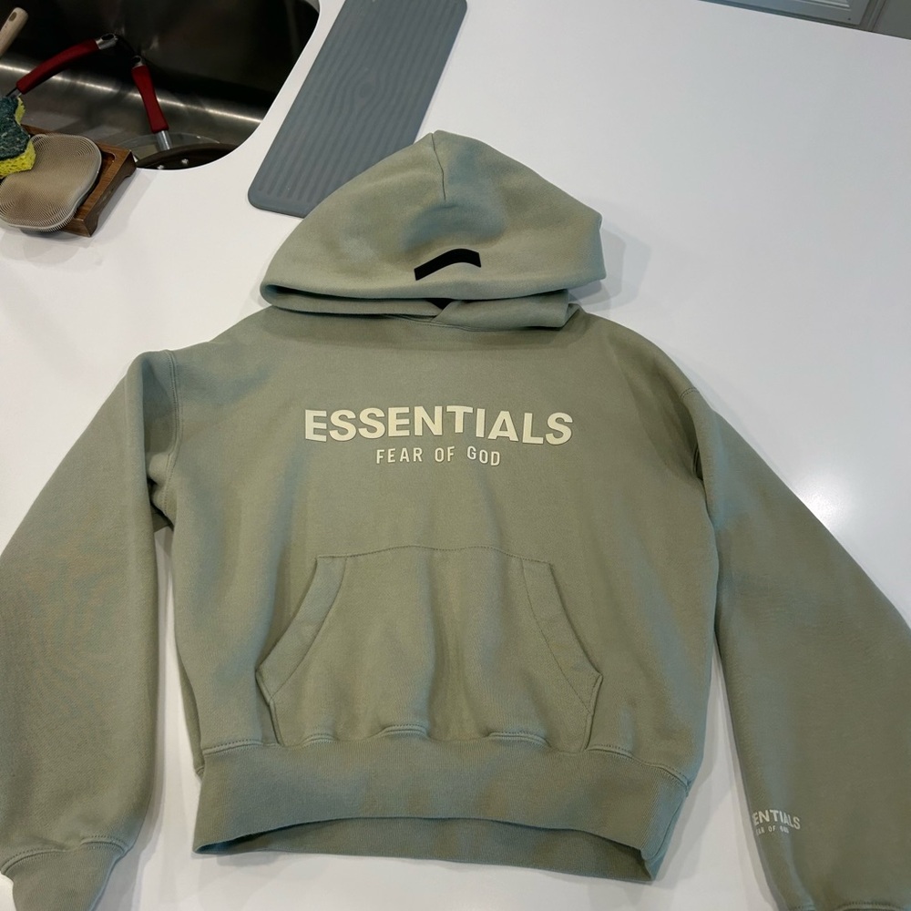 essentials hoodie kids 8